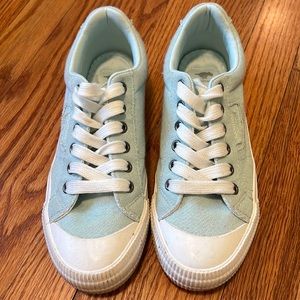Cheery Light Turquoise sneaker
